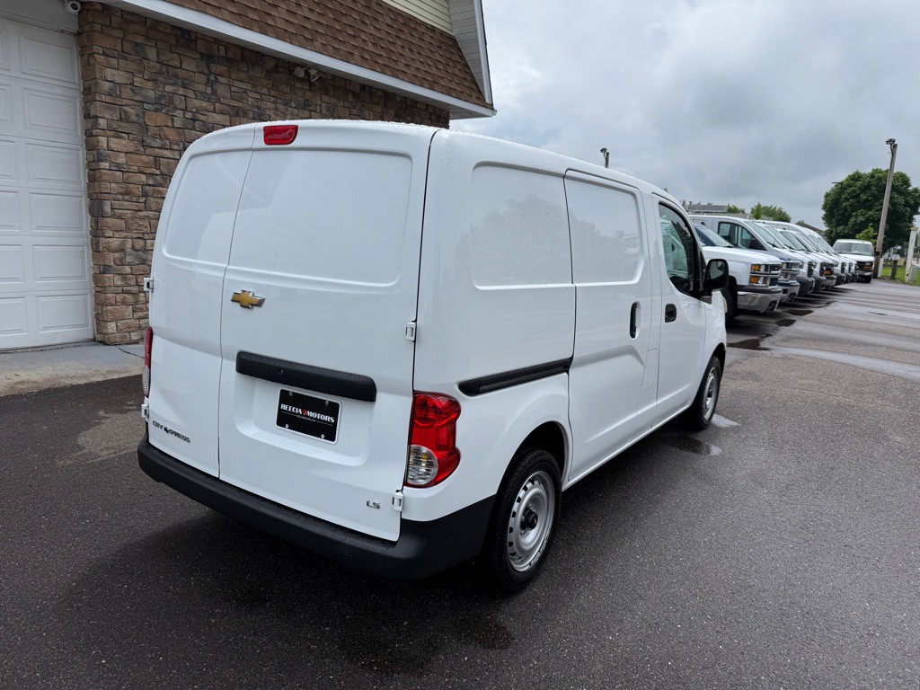 2015 Chevrolet Express Image 4