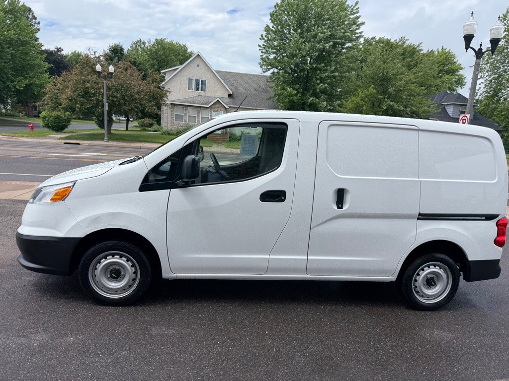 2015 Chevrolet Express Image 10
