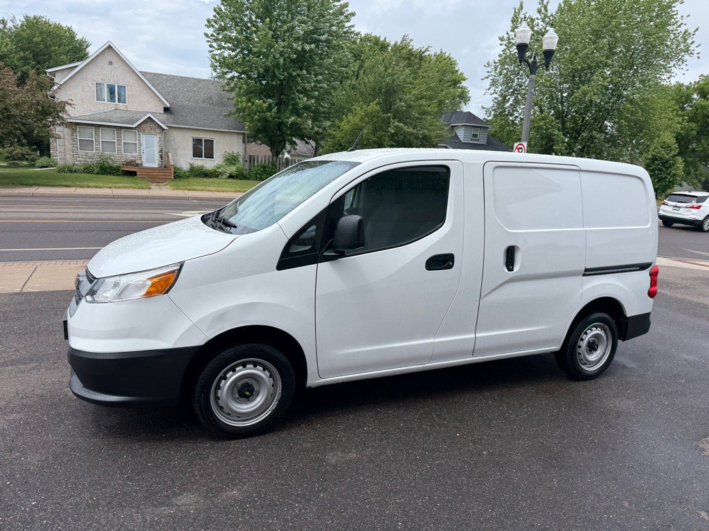 2015 Chevrolet Express Image 11