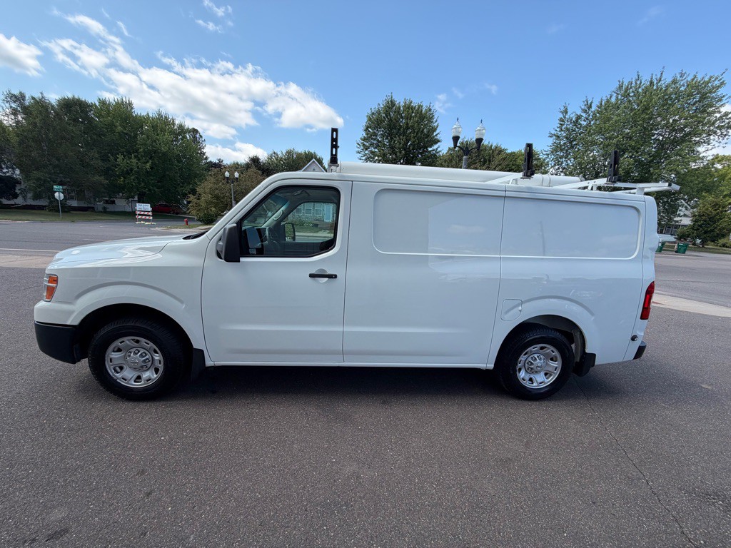 2019 Nissan NV Image 7