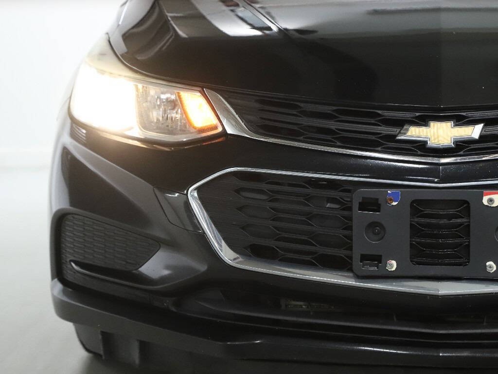 2017 Chevrolet Cruze Image 6