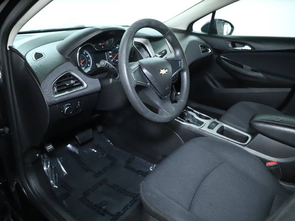 2017 Chevrolet Cruze Image 17
