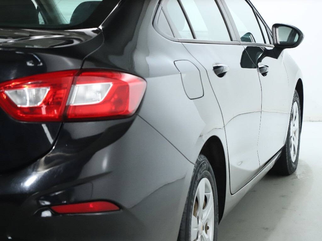 2017 Chevrolet Cruze Image 40