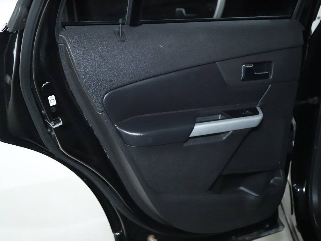 2012 Ford Edge Image 13