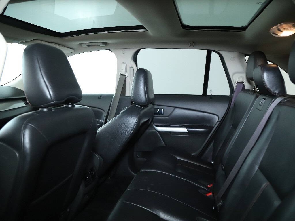 2012 Ford Edge Image 15