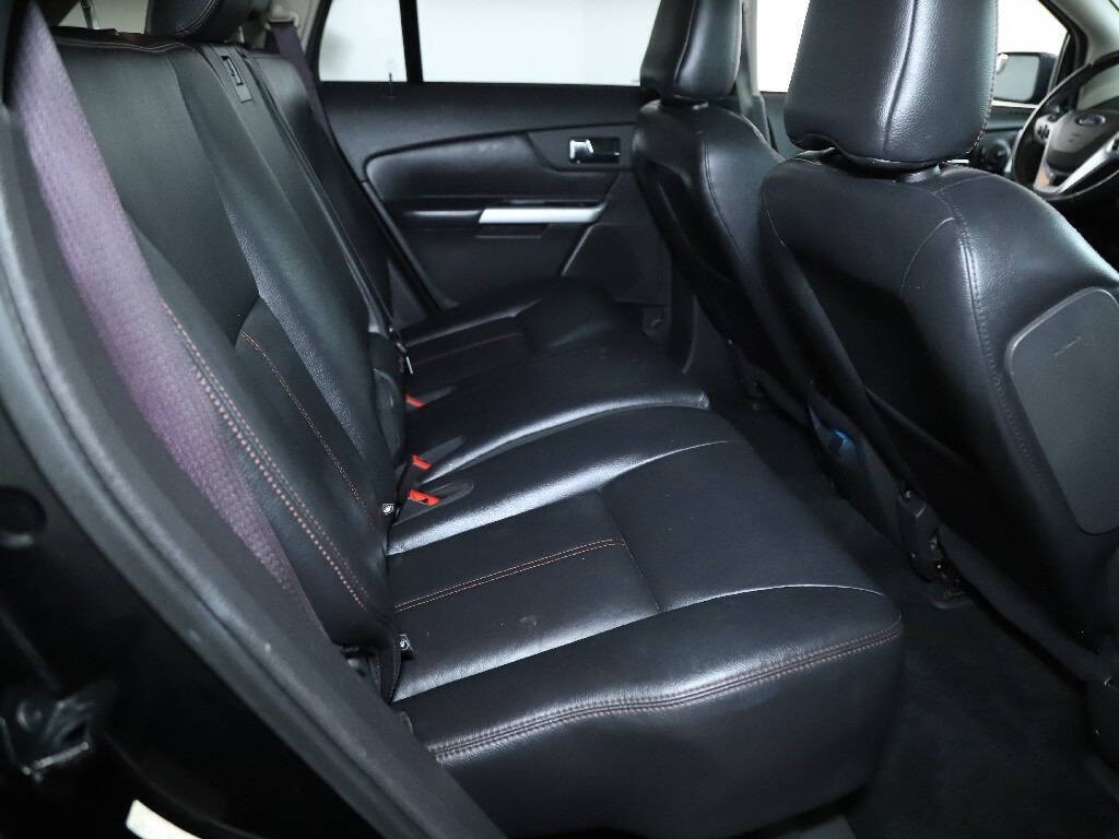 2012 Ford Edge Image 32