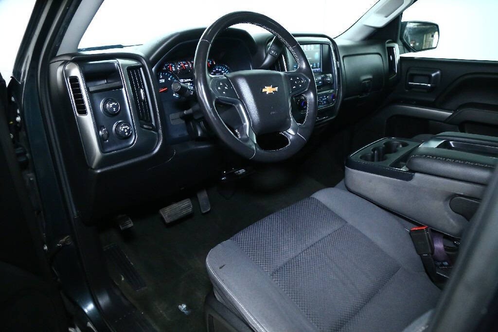2018 Chevrolet Silverado 1500 Image 17