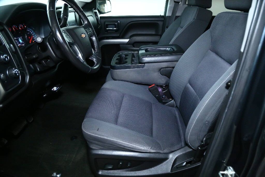 2018 Chevrolet Silverado 1500 Image 18