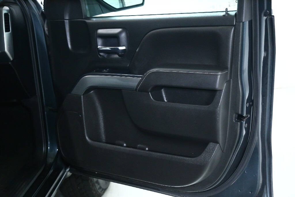 2018 Chevrolet Silverado 1500 Image 32