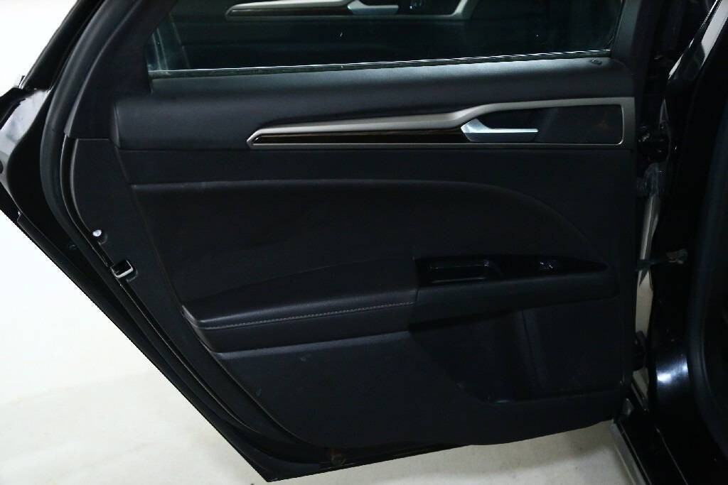 2014 Ford Fusion Image 13