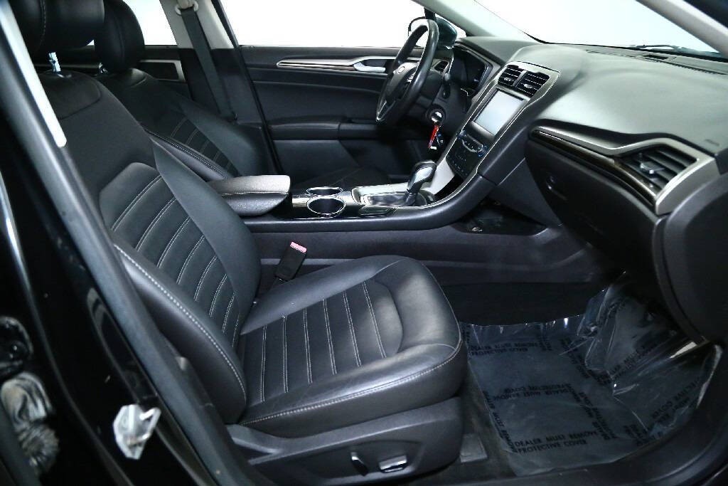 2014 Ford Fusion Image 31