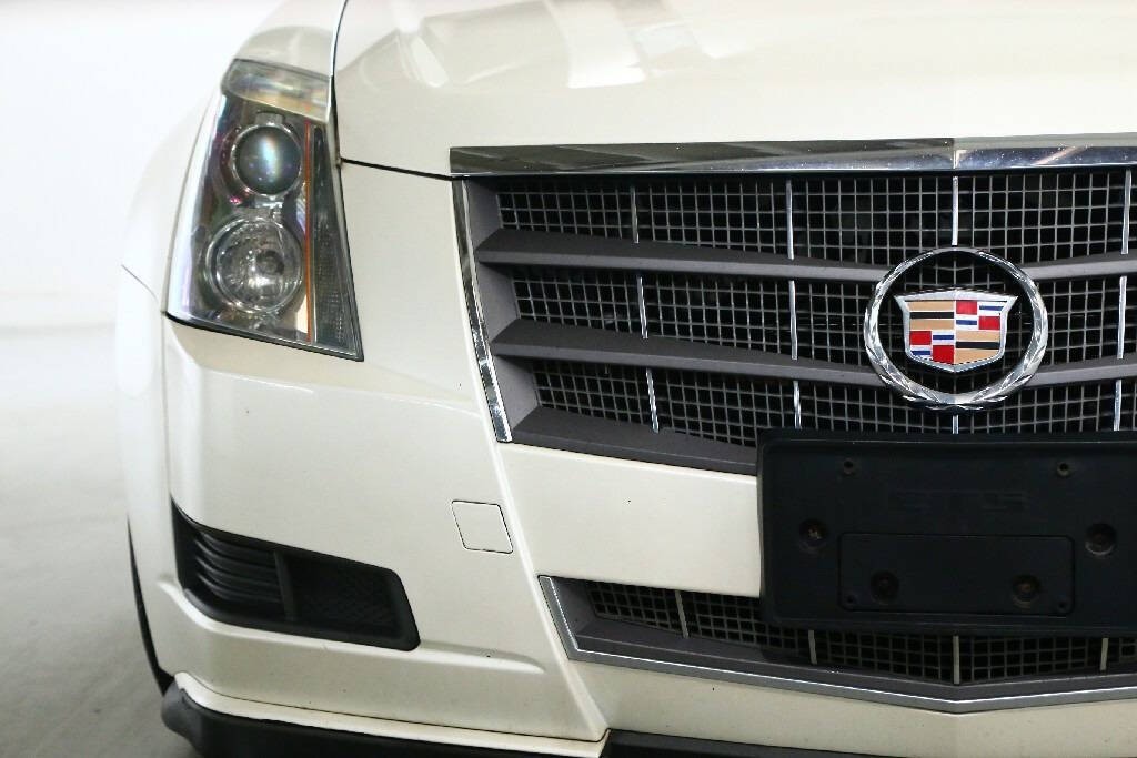 2010 Cadillac CTS Image 6