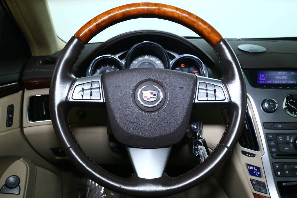 2010 Cadillac CTS Image 20