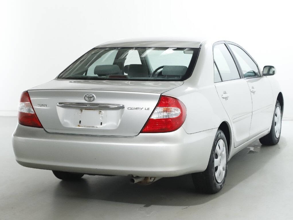 2004 Toyota Camry Image 40