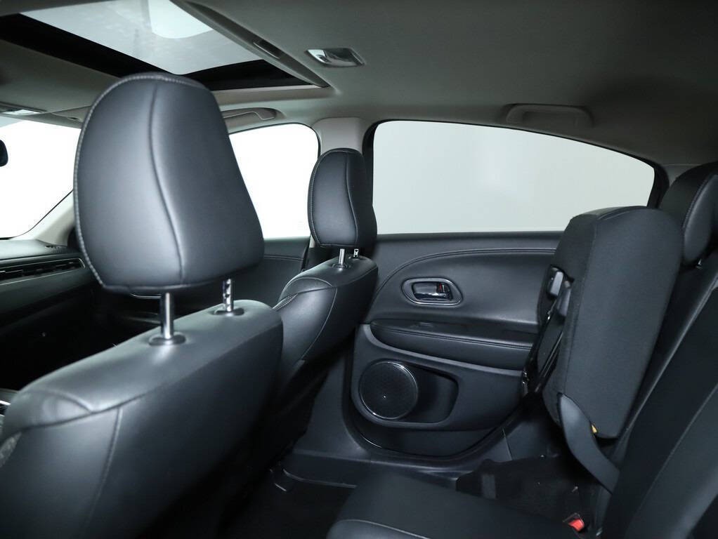 2017 Honda HR-V Image 16
