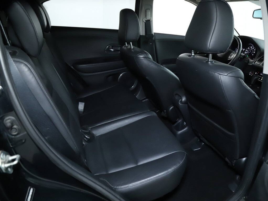 2017 Honda HR-V Image 38