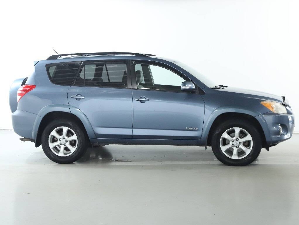 2010 Toyota Rav4 Image 11
