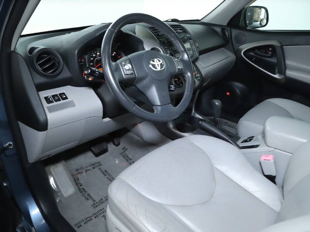 2010 Toyota Rav4 Image 17