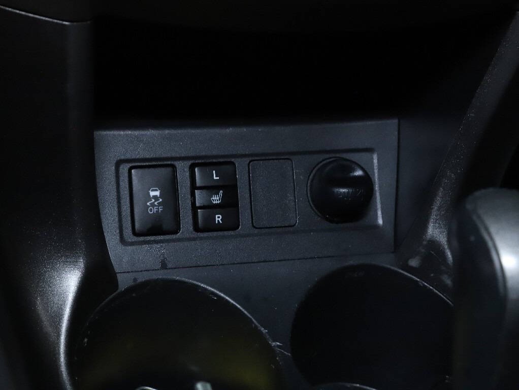 2010 Toyota Rav4 Image 26