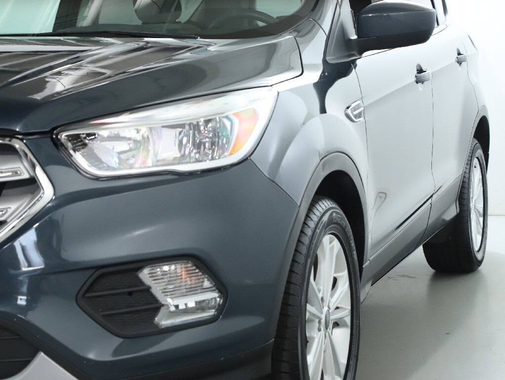 2019 Ford Escape Image 4