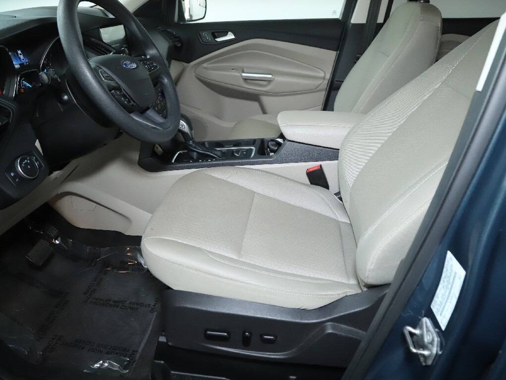 2019 Ford Escape Image 18