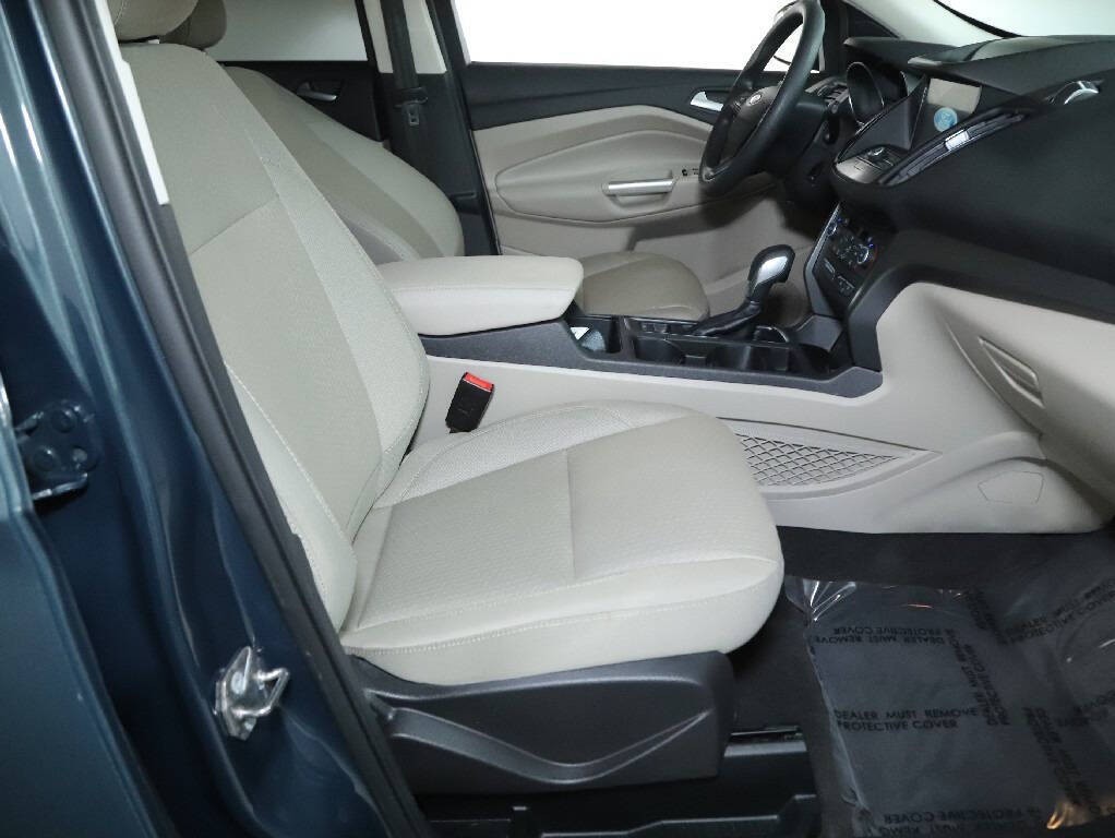 2019 Ford Escape Image 33