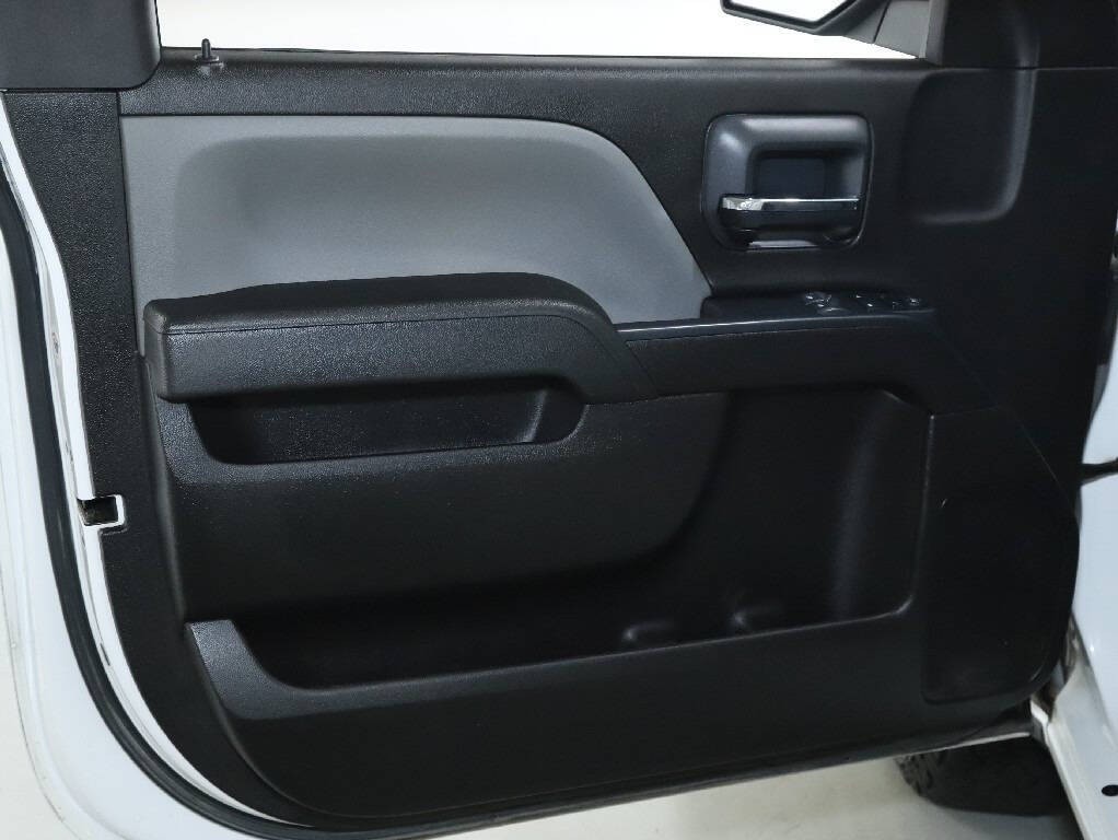 2018 Chevrolet Silverado 1500 Image 13