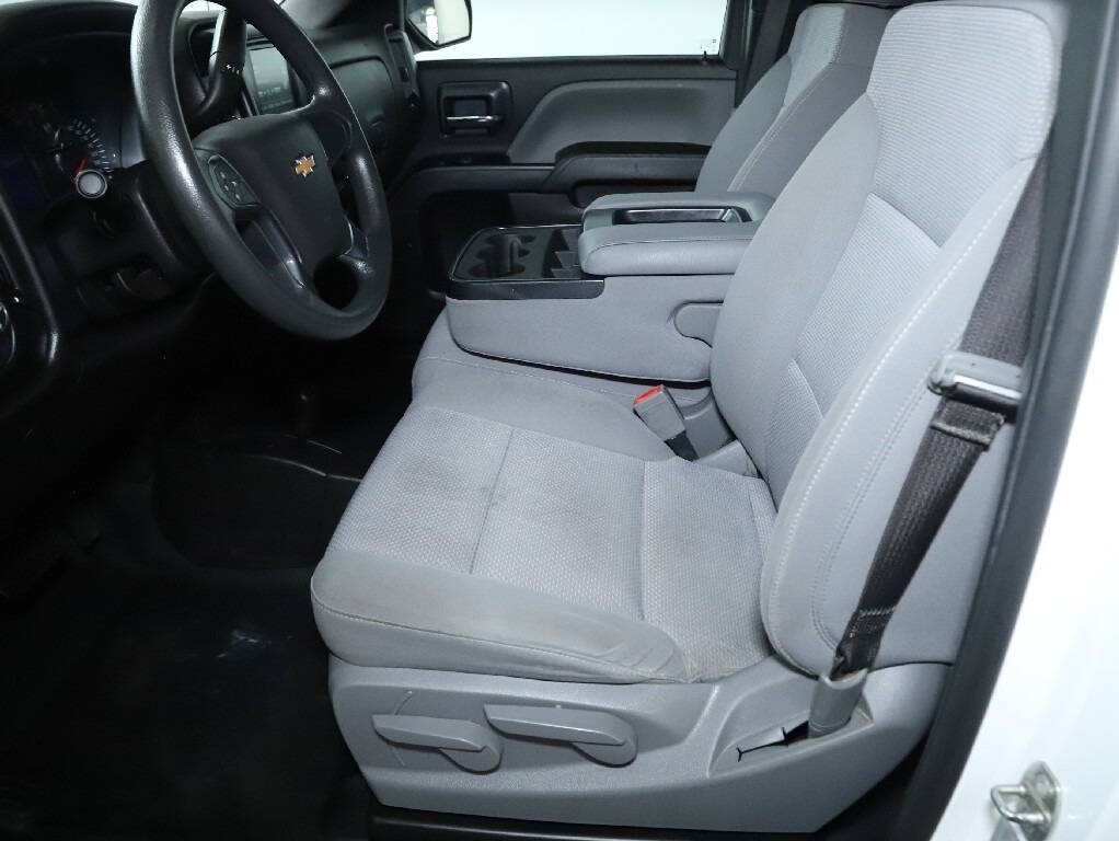 2018 Chevrolet Silverado 1500 Image 16