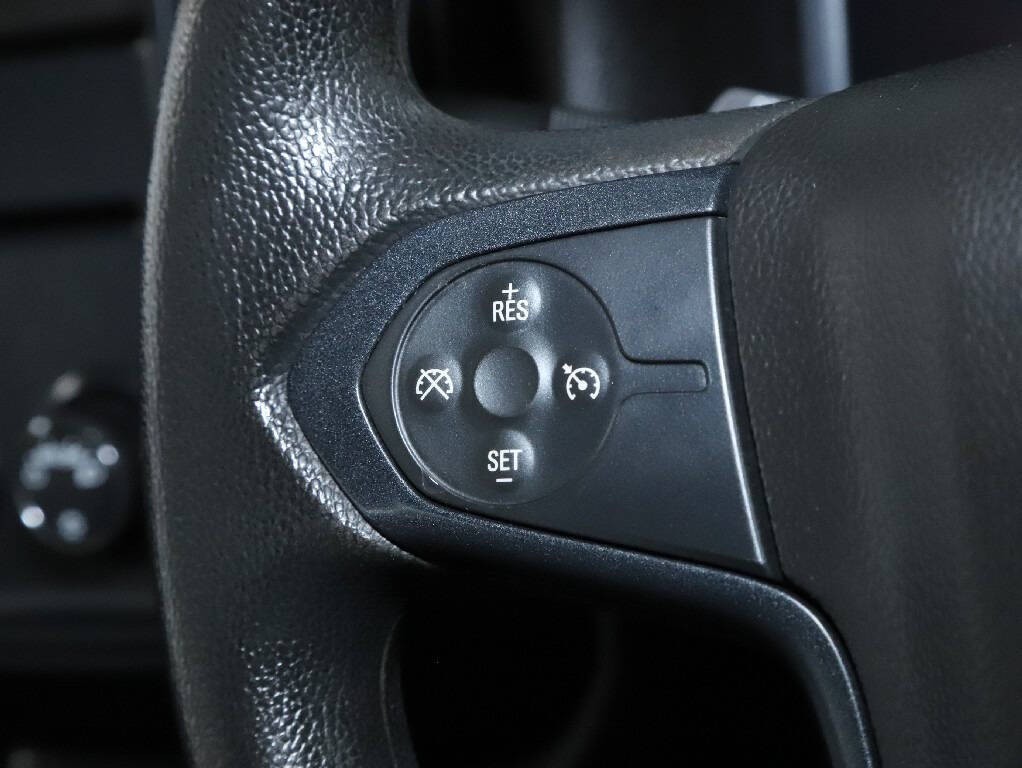 2018 Chevrolet Silverado 1500 Image 19