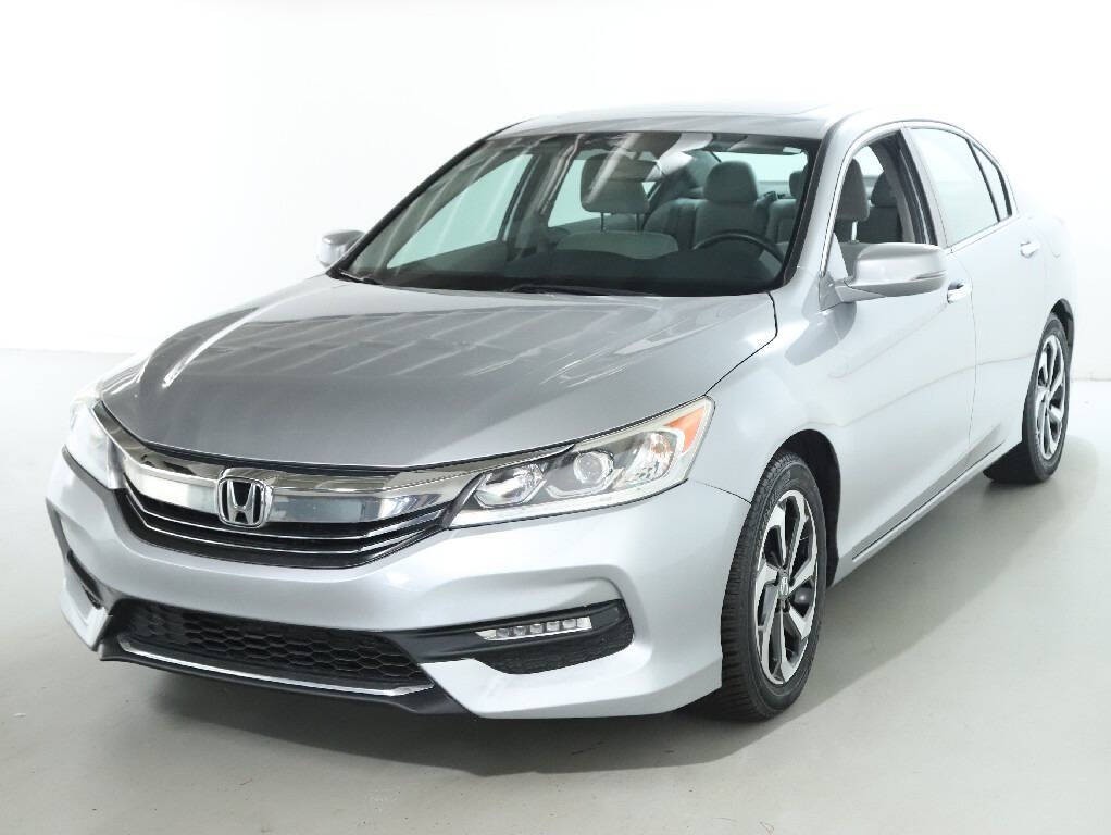 2016 Honda Accord Image 1