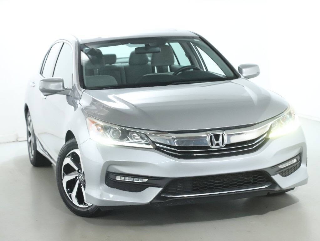 2016 Honda Accord Image 2