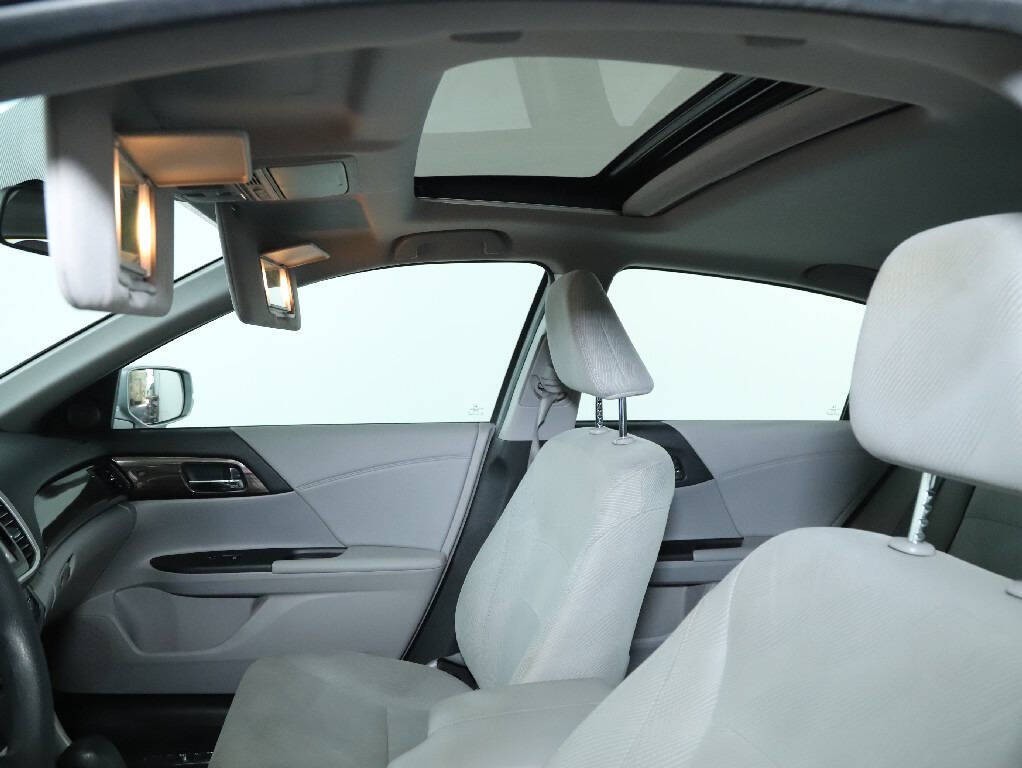 2016 Honda Accord Image 20