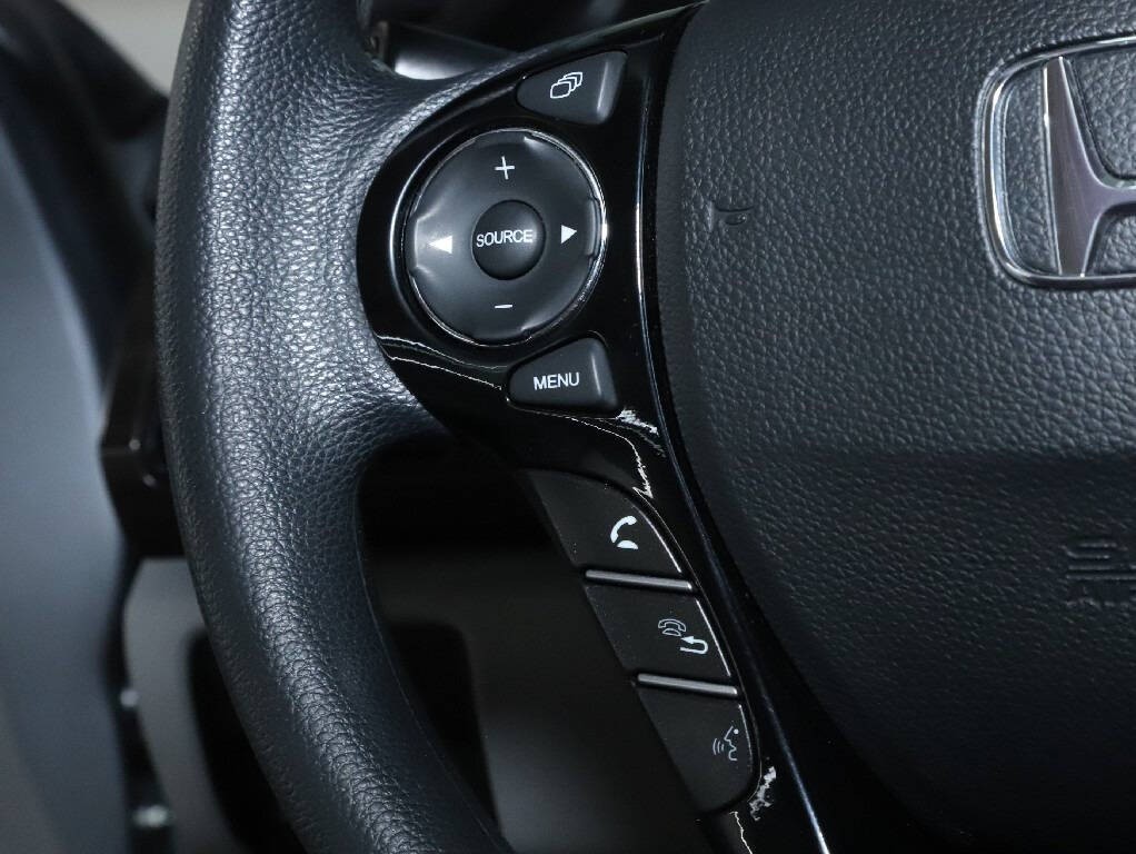 2016 Honda Accord Image 23