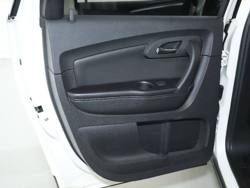 2012 Chevrolet Traverse Image 13