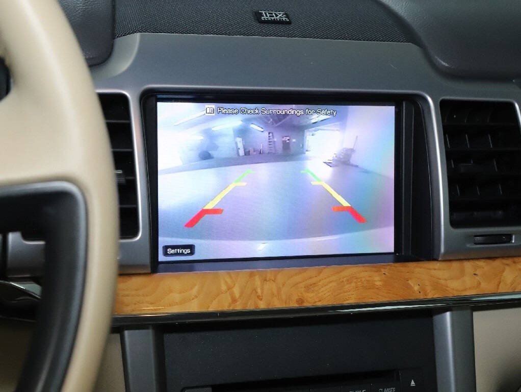2011 Lincoln MKZ Image 29