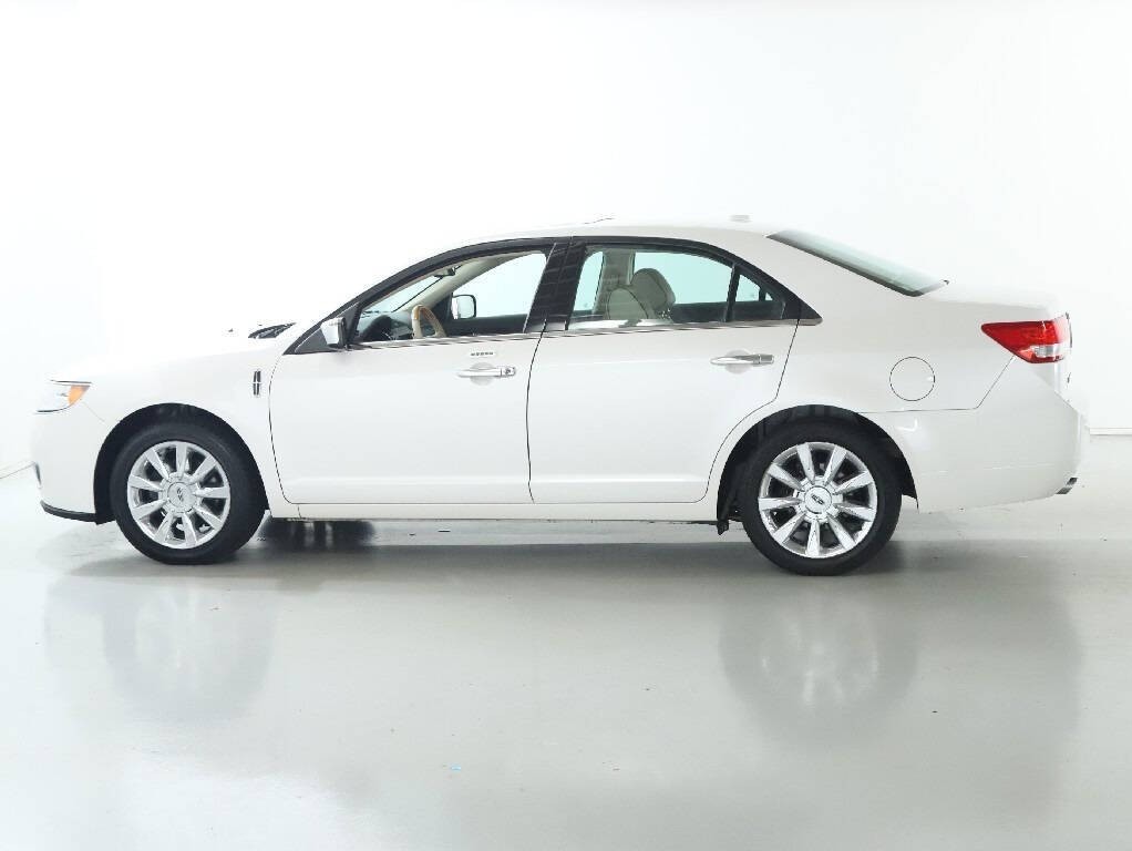 2011 Lincoln MKZ Image 38