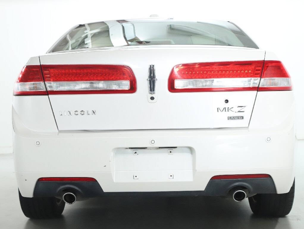 2011 Lincoln MKZ Image 42
