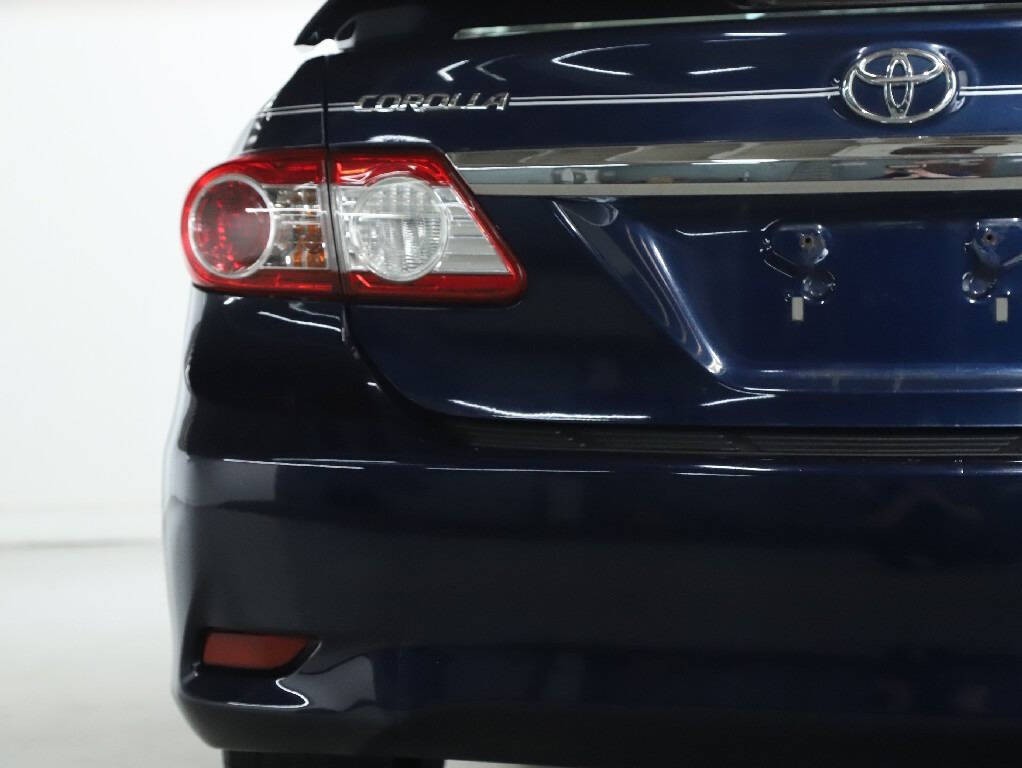 2013 Toyota Corolla Image 39
