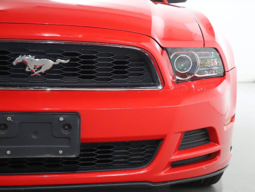 2013 Ford Mustang Image 7