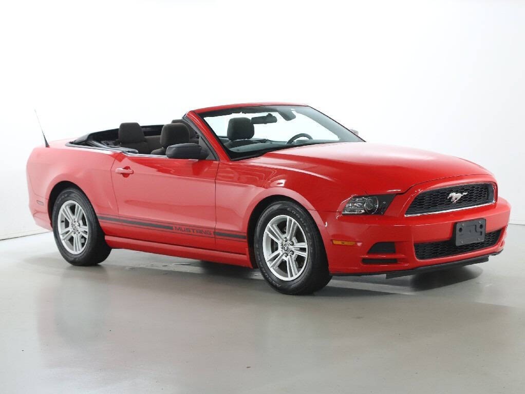 2013 Ford Mustang Image 13