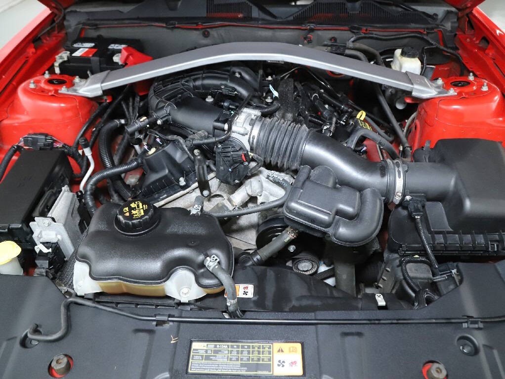 2013 Ford Mustang Image 32