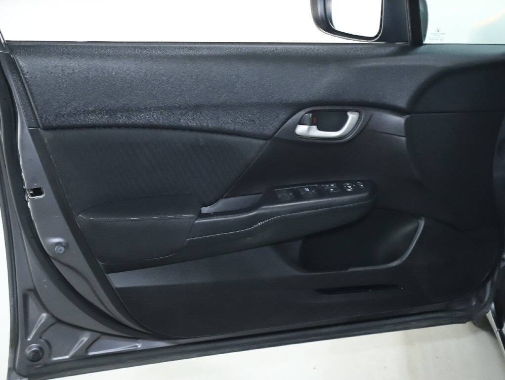 2014 Honda Civic Image 15