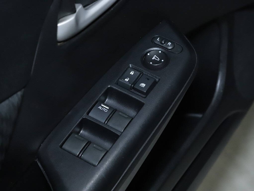 2014 Honda Civic Image 16