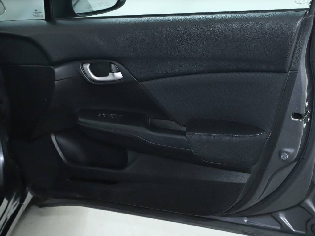 2014 Honda Civic Image 32