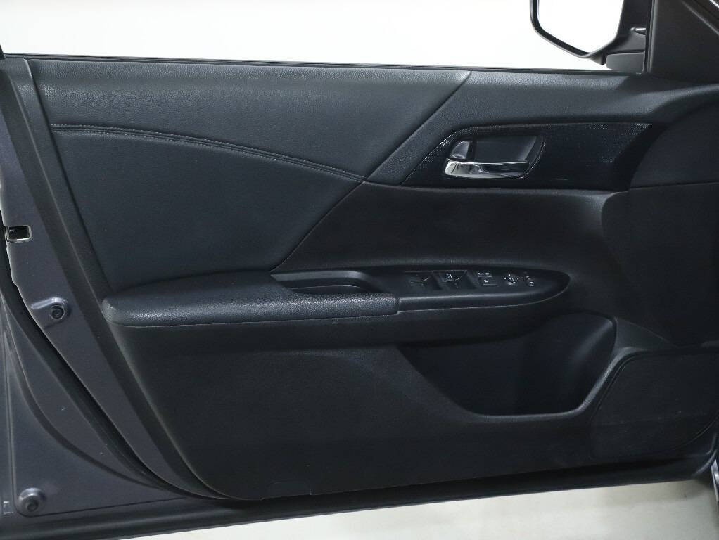 2014 Honda Accord Image 15