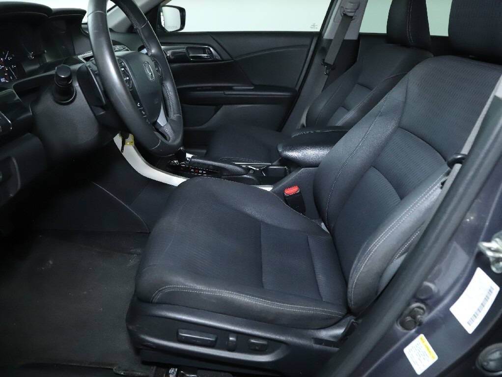 2014 Honda Accord Image 18