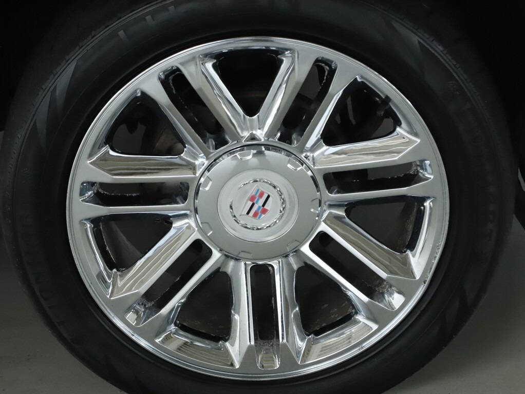 2014 Cadillac Escalade Image 10