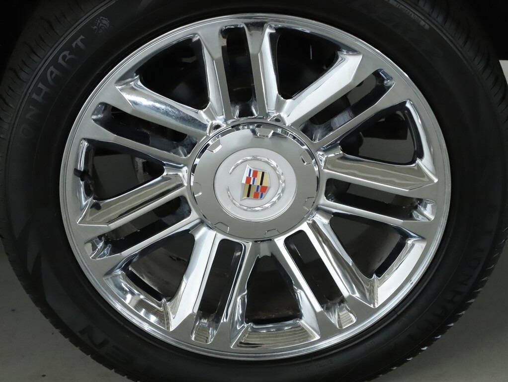 2014 Cadillac Escalade Image 42