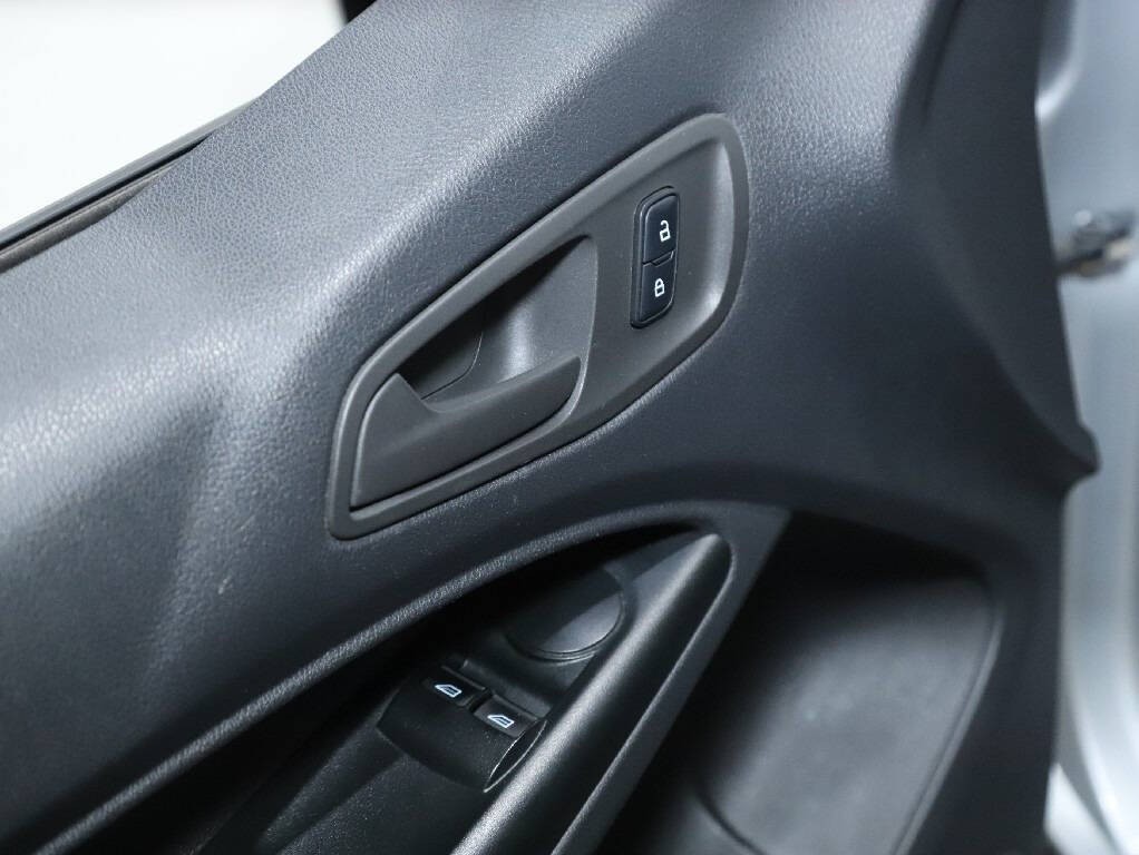 2017 Ford Transit Connect Image 14