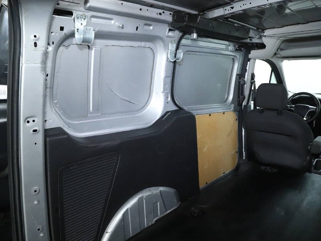 2017 Ford Transit Connect Image 28